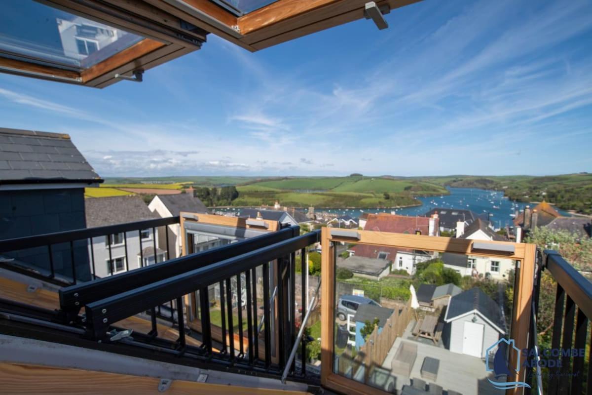 Stylish Sanctuary - Estuary Views - Outside Space Солкомб Экстерьер фото